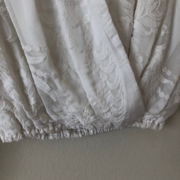 Delilah Blouse - Picture 3 of 5